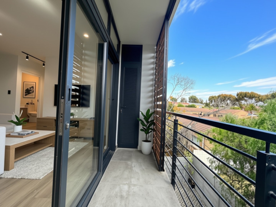 1 Bedroom Property for Sale in Table View Western Cape